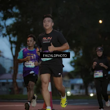 Runner Photo 8326402