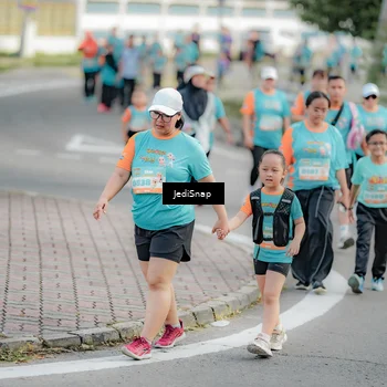 Runner Photo 8326422