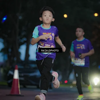 Runner Photo 8326432