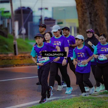 Runner Photo 8326476
