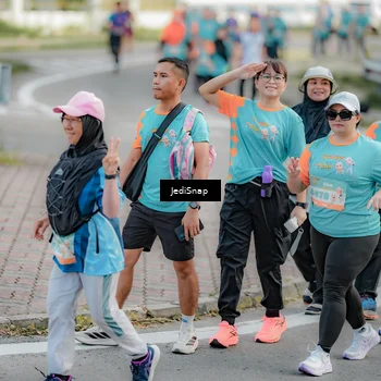 Runner Photo 8326494