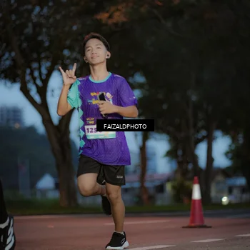 Runner Photo 8326495