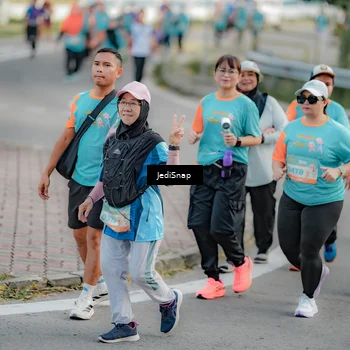 Runner Photo 8326500