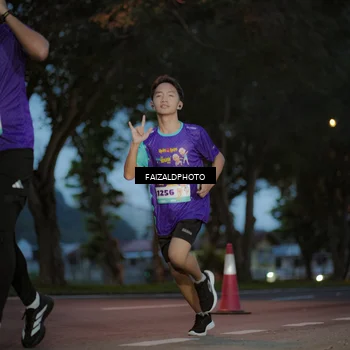 Runner Photo 8326513