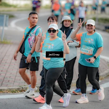 Runner Photo 8326519