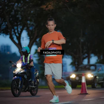 Runner Photo 8326521