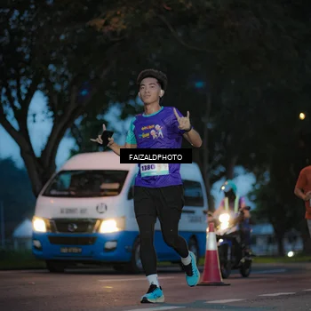 Runner Photo 8326530