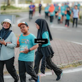 Runner Photo 8326531