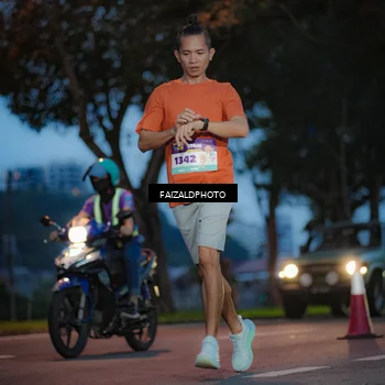 Runner Photo 8326540