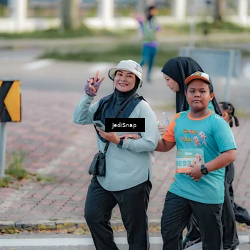 Runner Photo 8326541