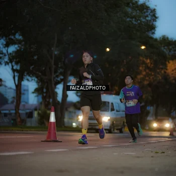 Runner Photo 8326549