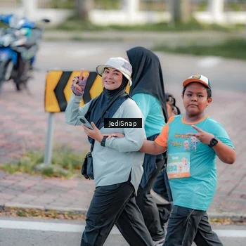 Runner Photo 8326558