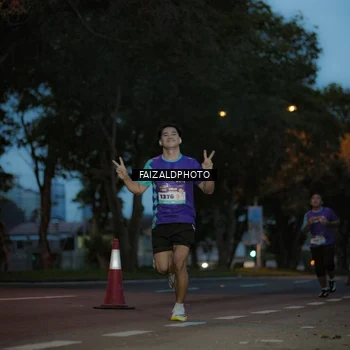 Runner Photo 8326590