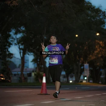 Runner Photo 8326596