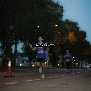 Runner Photo 8326604