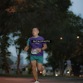 Runner Photo 8326616