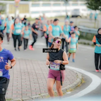 Runner Photo 8326620