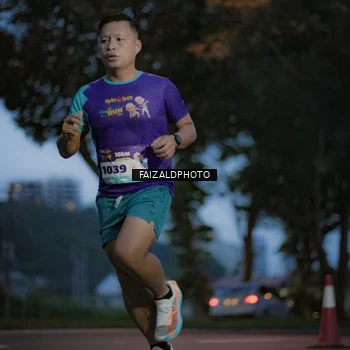 Runner Photo 8326621
