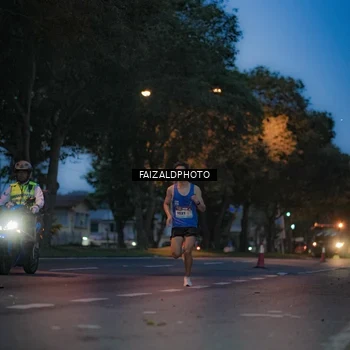 Runner Photo 8326627