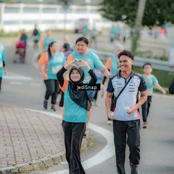 Runner Photo 8326648