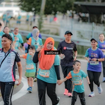 Runner Photo 8326654