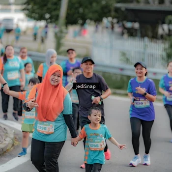 Runner Photo 8326660