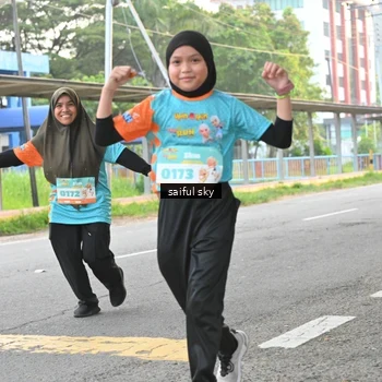 Runner Photo 8326699