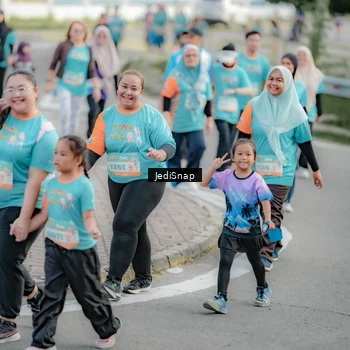 Runner Photo 8326705