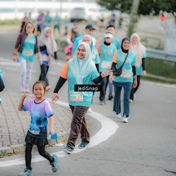 Runner Photo 8326721
