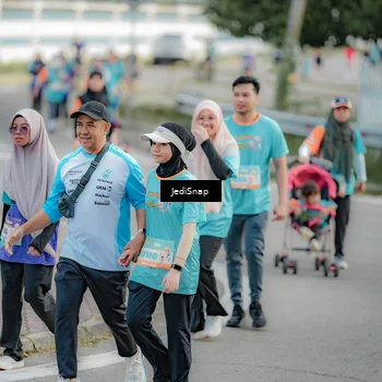Runner Photo 8326753
