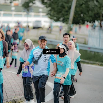 Runner Photo 8326754