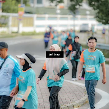 Runner Photo 8326762