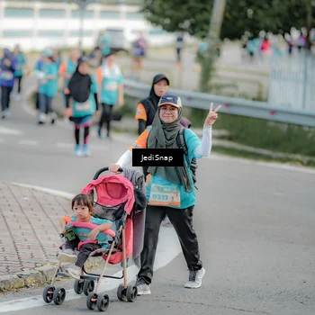Runner Photo 8326774