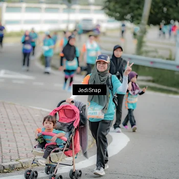 Runner Photo 8326782