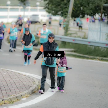 Runner Photo 8326791