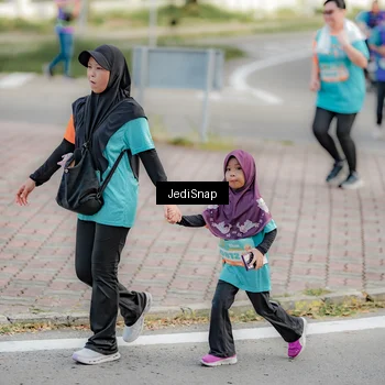 Runner Photo 8326798