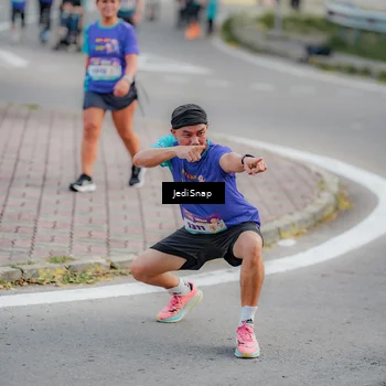 Runner Photo 8326847