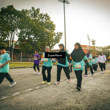 Runner Photo 8326873