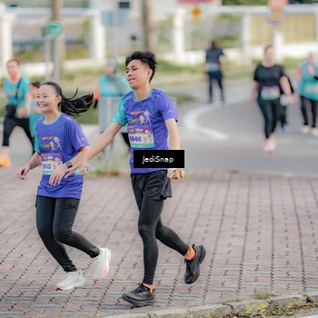 Runner Photo 8326921