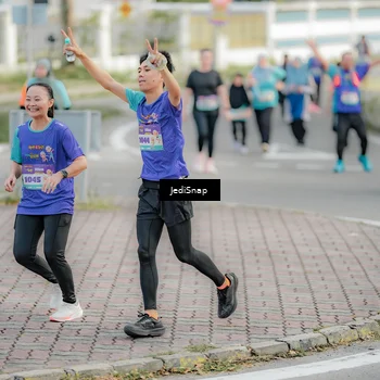 Runner Photo 8326926