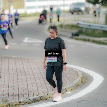 Runner Photo 8326959