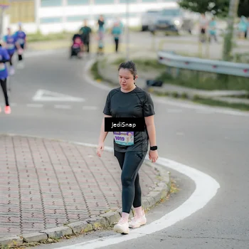 Runner Photo 8326961