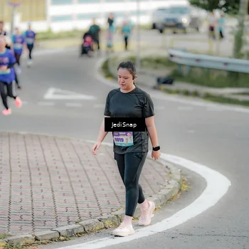 Runner Photo 8326965