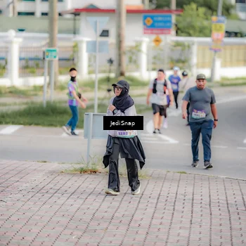 Runner Photo 8326974