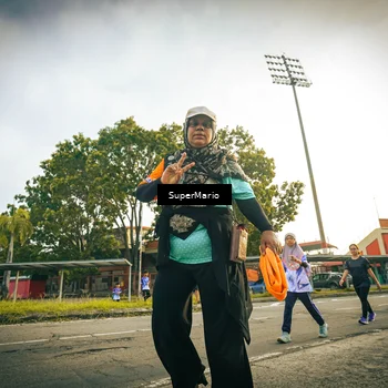 Runner Photo 8327007