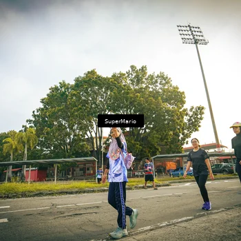 Runner Photo 8327058