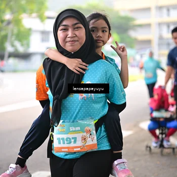 Runner Photo 8327062