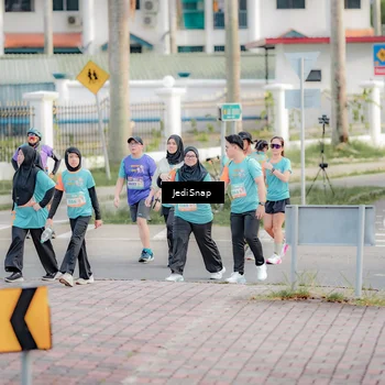 Runner Photo 8327071