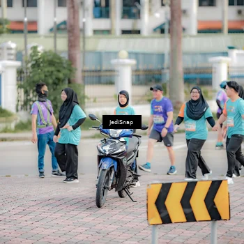 Runner Photo 8327093