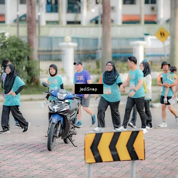 Runner Photo 8327096